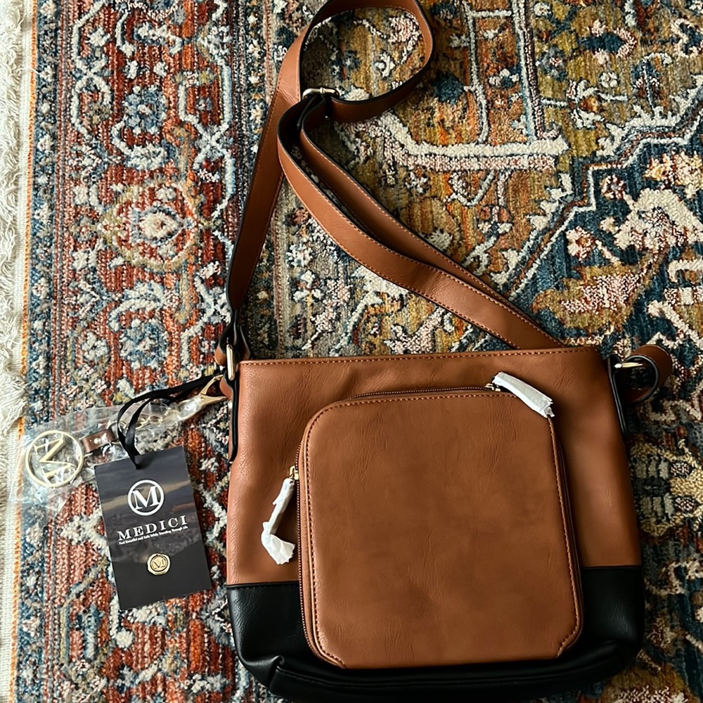 Medici Italian Leather Handbag